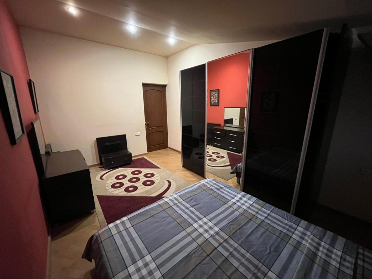 Amigo Guest House Γιερεβάν Εξωτερικό φωτογραφία