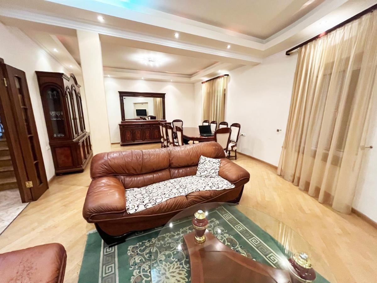Amigo Guest House Γιερεβάν Εξωτερικό φωτογραφία